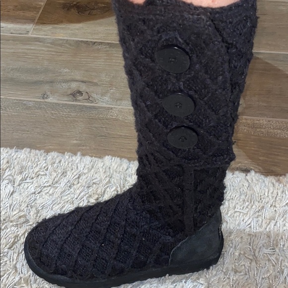 UGG Shoes - Preowned uggs